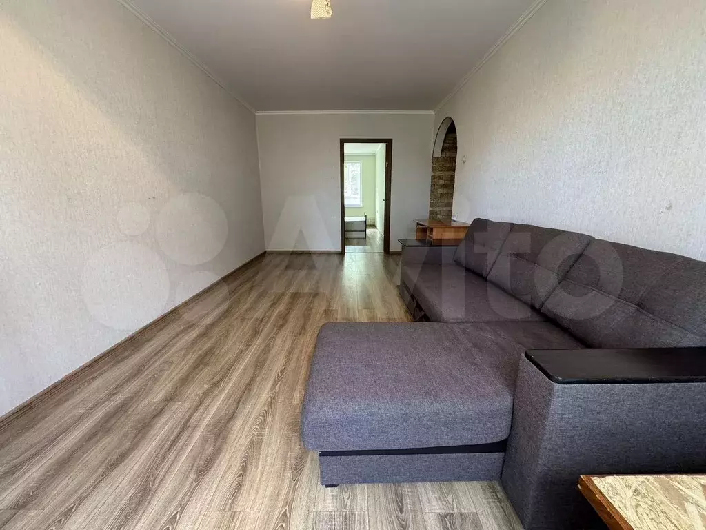 3-к. квартира, 60 м, 2/9 эт. - Фото 0