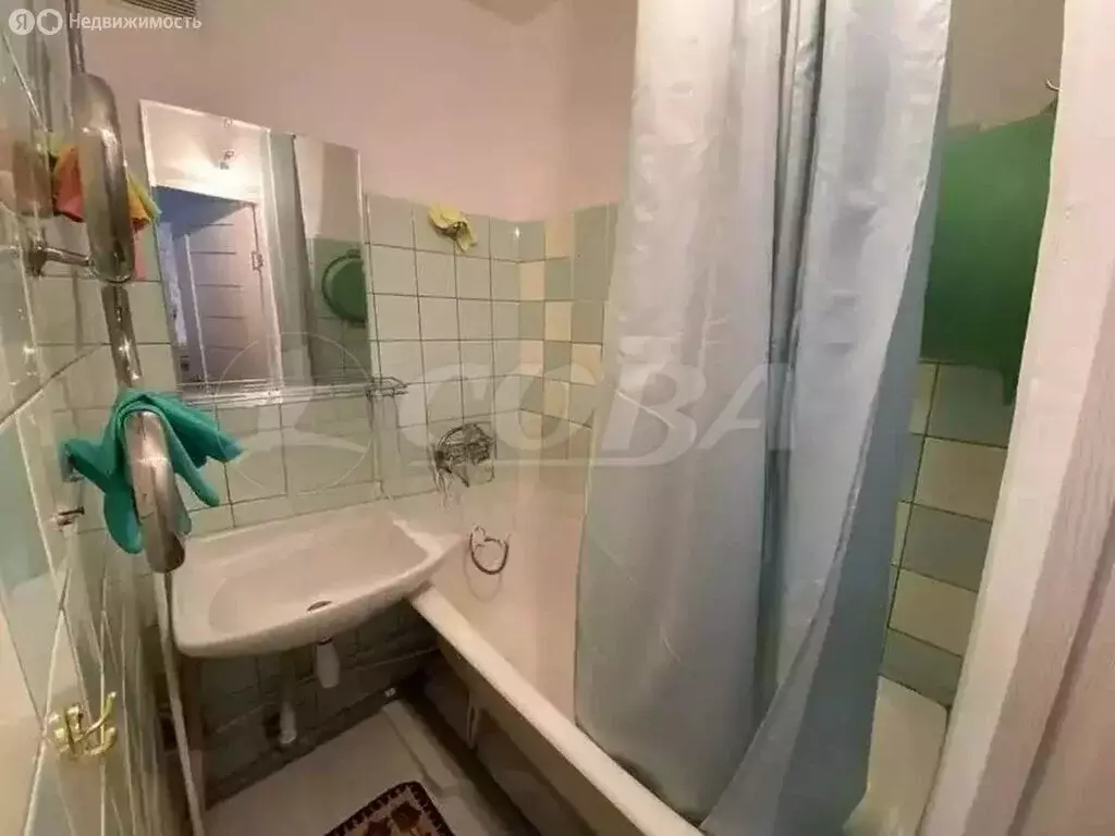 3-комнатная квартира: Тюмень, Барнаульская улица, 40 (55.1 м) - Фото 0