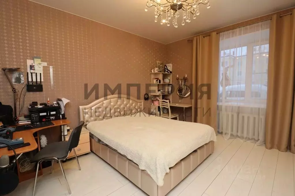 3-к кв. Магаданская область, Магадан ул. Пушкина, 4А (82.7 м) - Фото 1