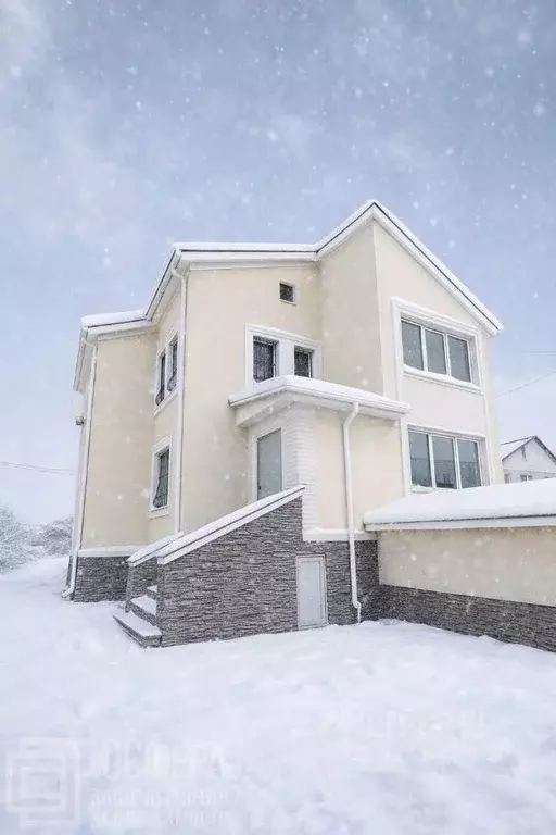 Дом в Волгоградская область, Калачевский район, Ильевское с/пос, пос. ... - Фото 1