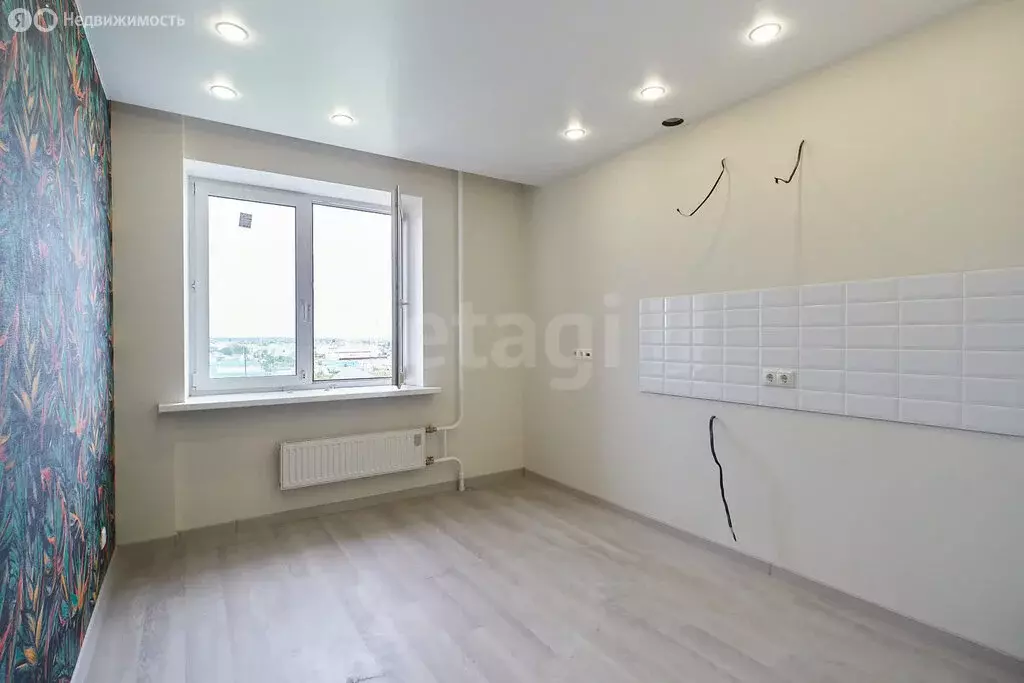 1-комнатная квартира: Тюмень, улица Тимофея Чаркова, 28 (34.6 м) - Фото 1