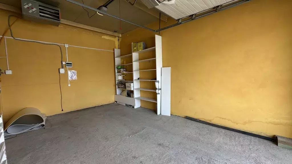 Гараж в Саха (Якутия), Якутск ул. Петровского, 29/4Г (20 м) - Фото 1