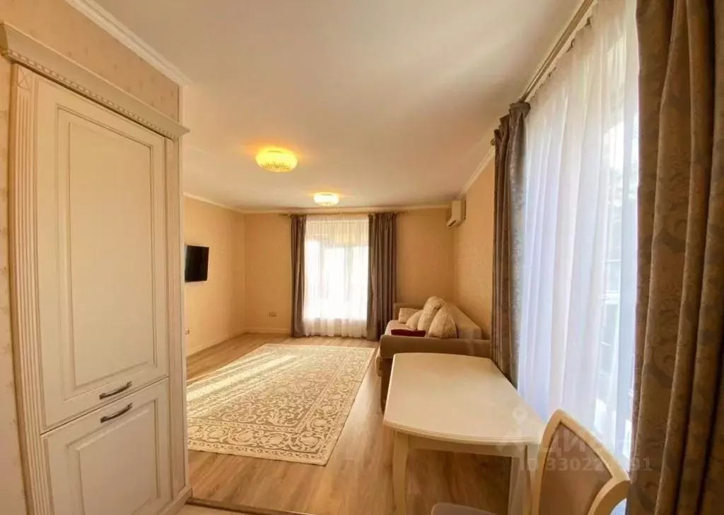 2-к кв. Крым, Симферополь ул. Титова, 37А (42.0 м) - Фото 2