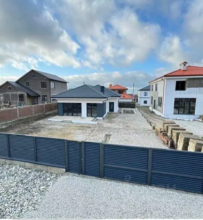 Дом в Краснодарский край, Геленджик городской округ, с. Марьина Роща ... - Фото 1