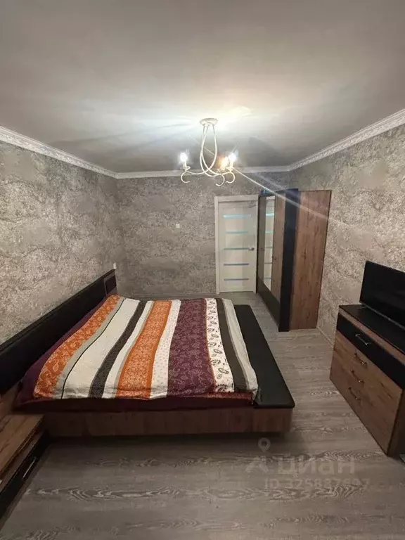 3-к кв. Калининградская область, Калининград бул. Любови Шевцовой, 19 ... - Фото 0