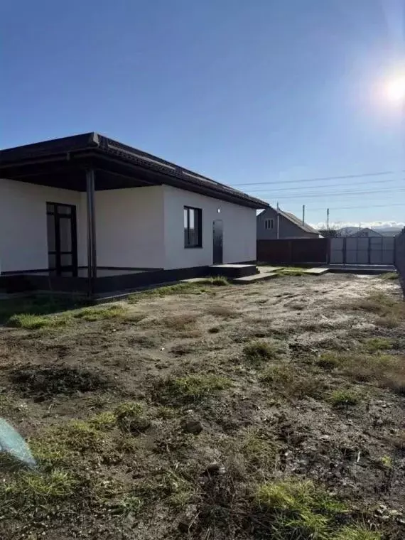 Дом в Крым, Симферопольский район, с. Доброе ул. Йилдыз, 31А (120 м) - Фото 2