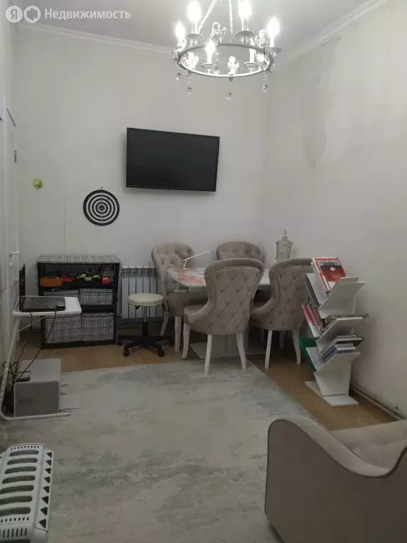 2-комнатная квартира: Владикавказ, улица Ломоносова, 11 (30 м) - Фото 1