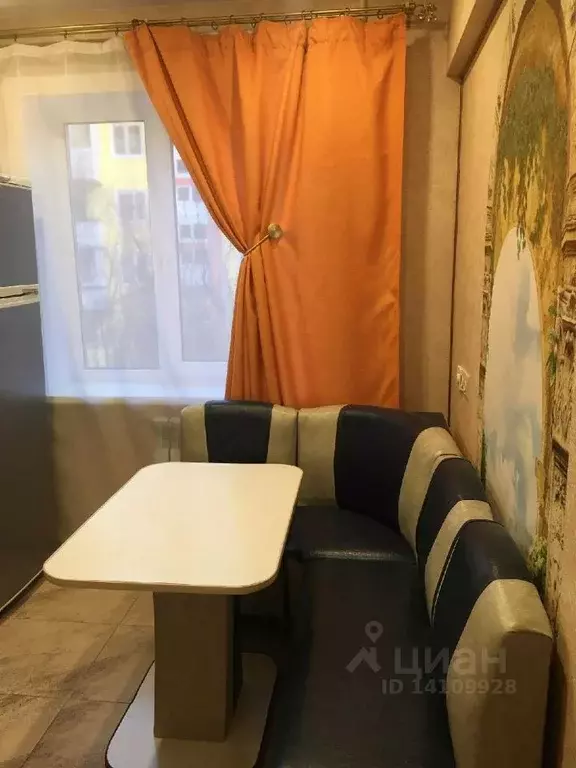 1-к кв. Иркутская область, Иркутск бул. Постышева, 8 (31.0 м) - Фото 1