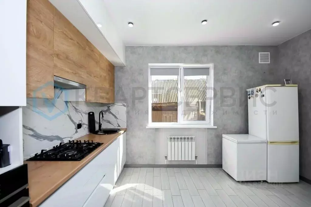 Дом в Омская область, Омск Порт-Артур мкр, ул. 22-я Марьяновская, 27 ... - Фото 2