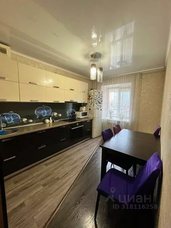 2-к кв. Хакасия, Черногорск ул. Генерала Тихонова, 11 (53.0 м) - Фото 0