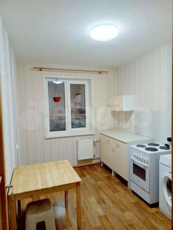 1-к. квартира, 38 м, 2/10 эт. - Фото 1
