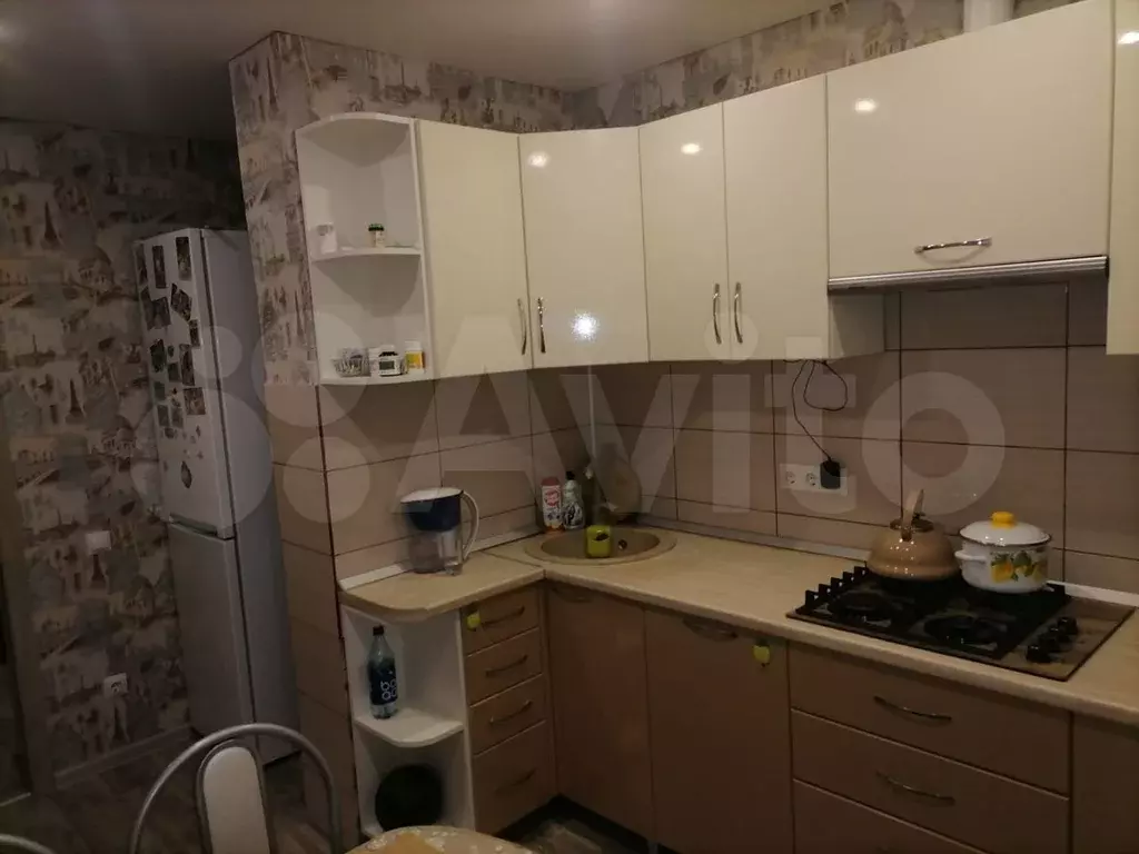 3-к. квартира, 65 м, 3/3 эт. - Фото 0