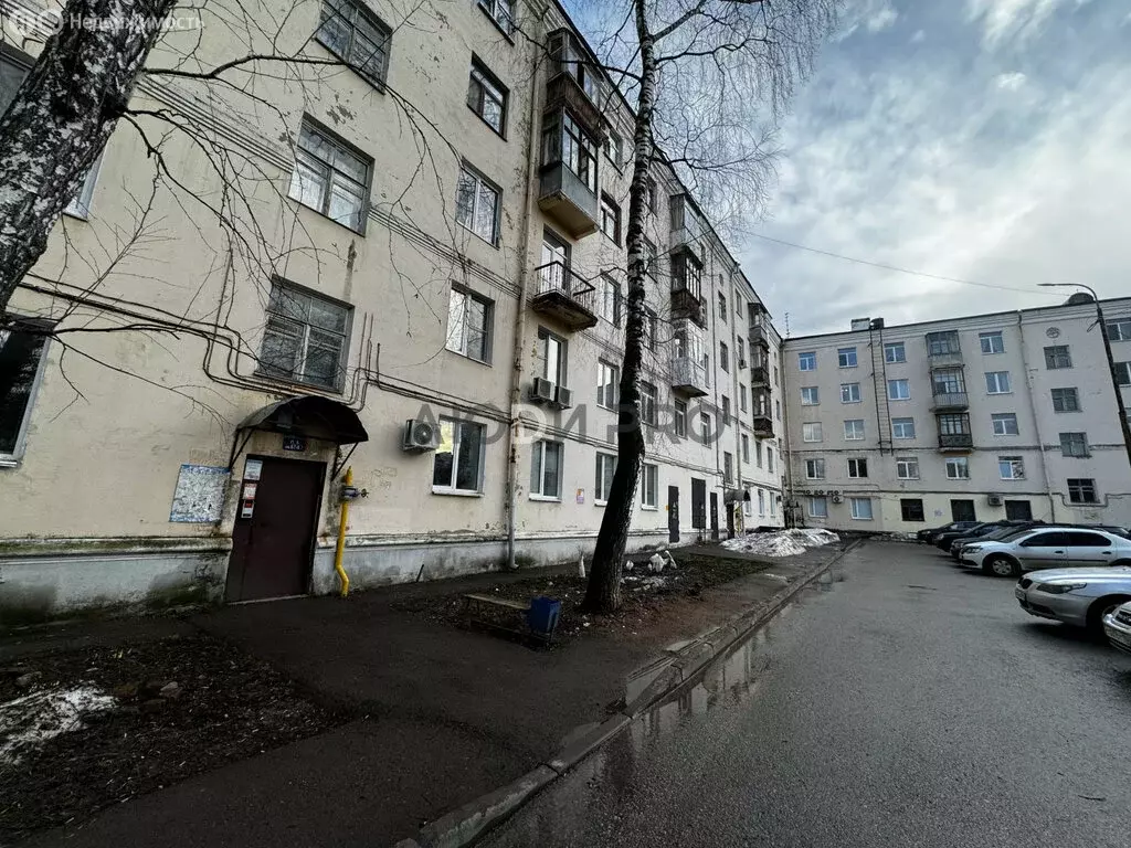 3-комнатная квартира: Уфа, улица Карла Маркса, 71 (67.6 м) - Фото 0