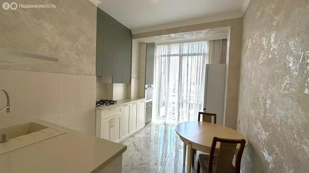 3-комнатная квартира: Нальчик, улица Тарчокова, 125 (77.7 м) - Фото 1