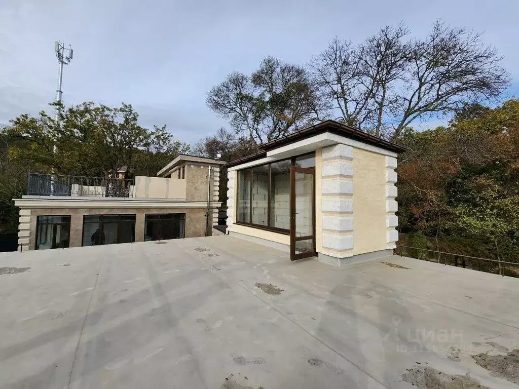 Дом в Крым, Ялта городской округ, пос. Горное 1 (300 м) - Фото 1