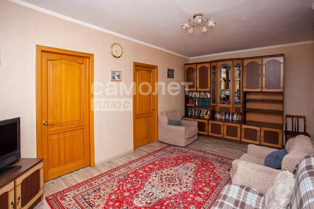 4-к кв. Кемеровская область, Кемерово ул. Сибиряков-Гвардейцев, 13 ... - Фото 0