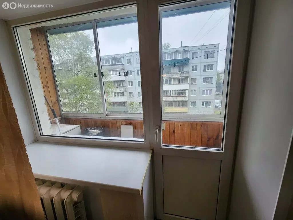 3-комнатная квартира: Великие Луки, улица Ботвина, 15 (57.7 м) - Фото 0