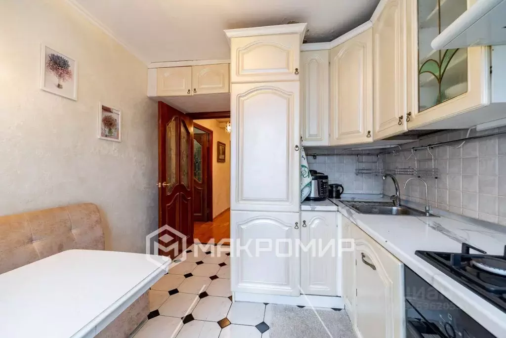 4-к кв. Санкт-Петербург просп. Тореза, 9 (93.3 м) - Фото 1