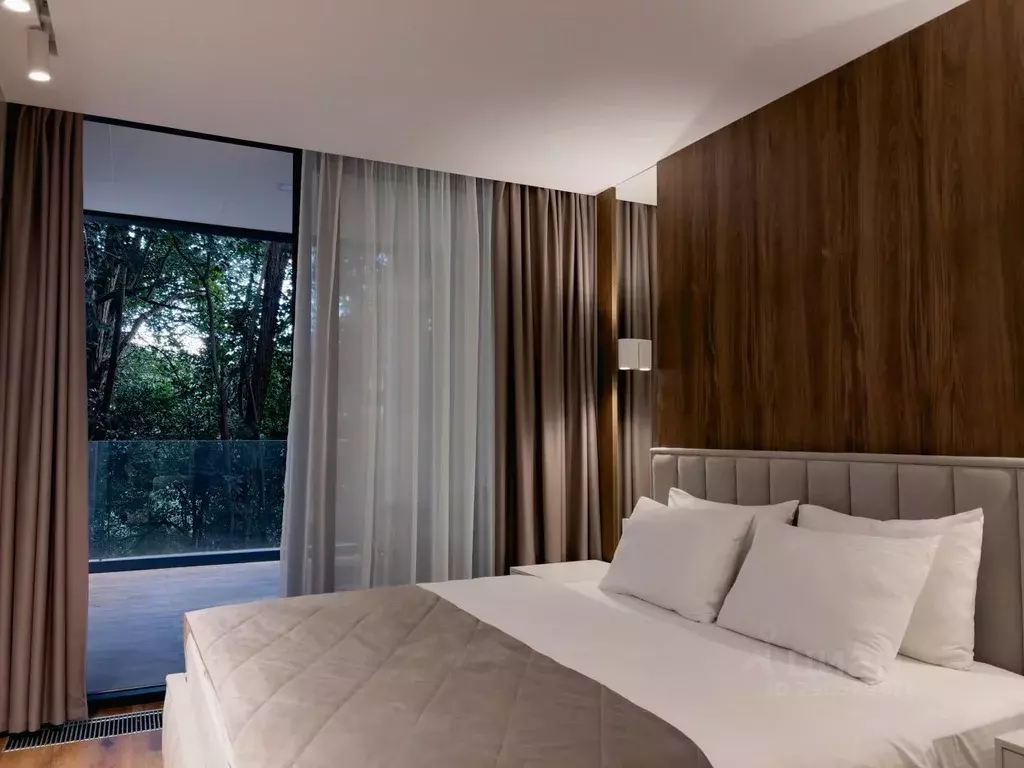 Комната Краснодарский край, Сочи Светлана мкр, ул. Депутатская, 10Г ... - Фото 1