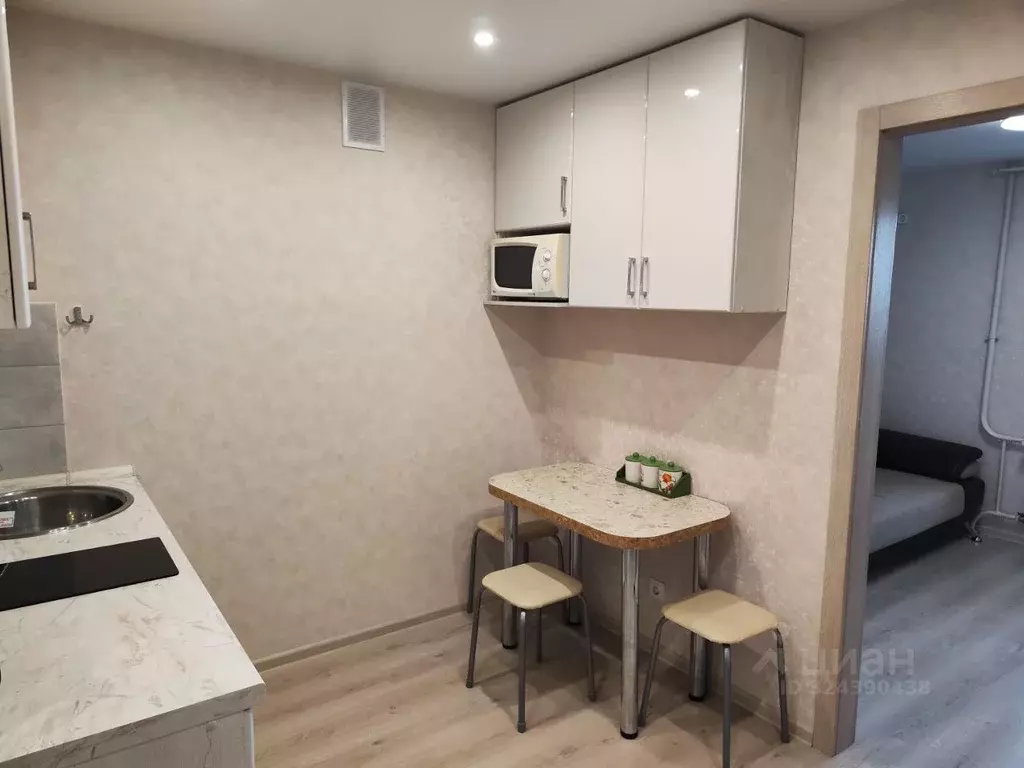 1-к кв. Саратовская область, Саратов ул. Имени Николая Чихарева, 10 ... - Фото 2