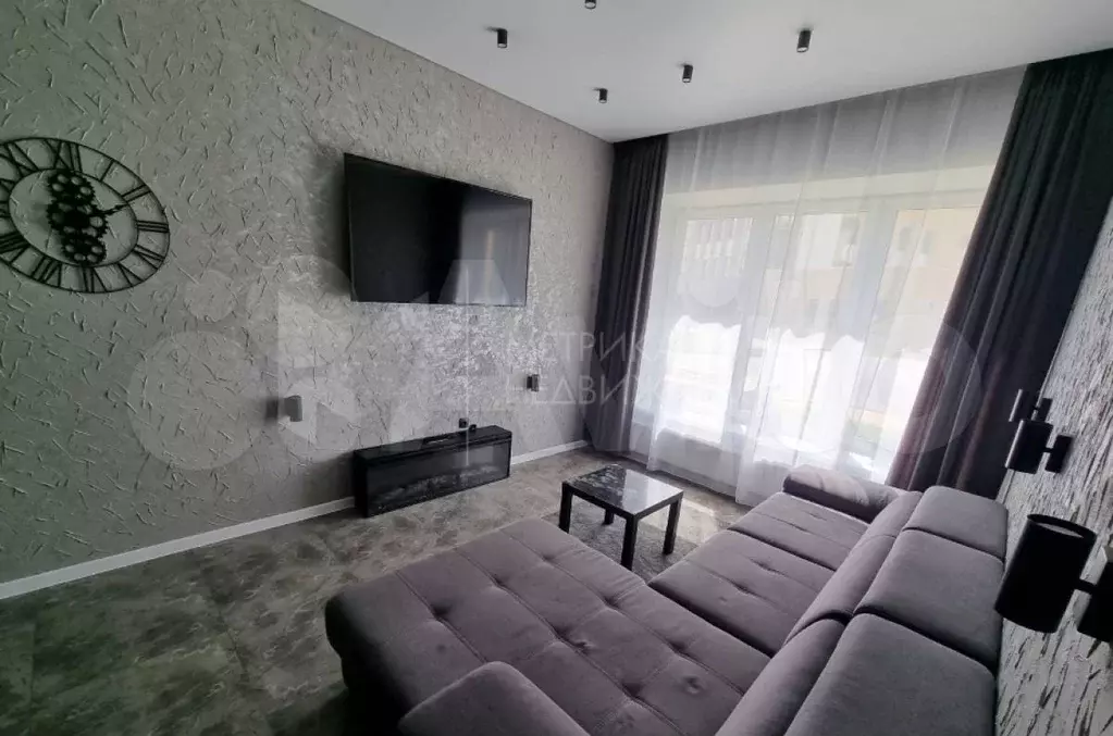2-к. квартира, 82 м, 1/4 эт. - Фото 1
