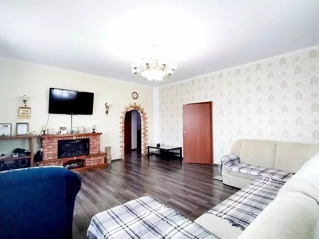 Дом в Башкортостан, Иглинский сельсовет, с. Иглино ул. Набережная, ... - Фото 1