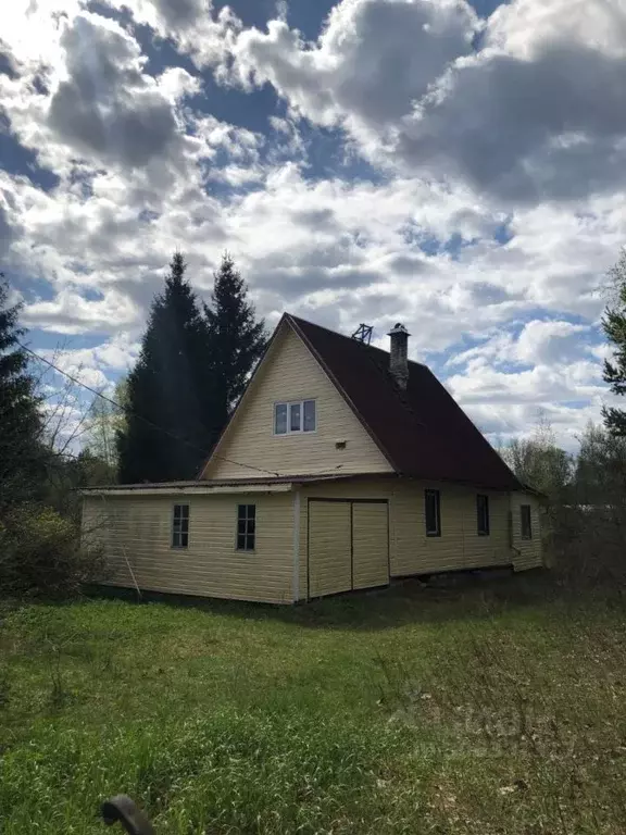 Дом в Ленинградская область, Лужский район, Толмачевское городское ... - Фото 0