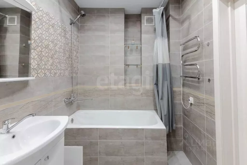 1-к кв. Свердловская область, Екатеринбург ул. Московская, 75 (38.0 м) - Фото 1