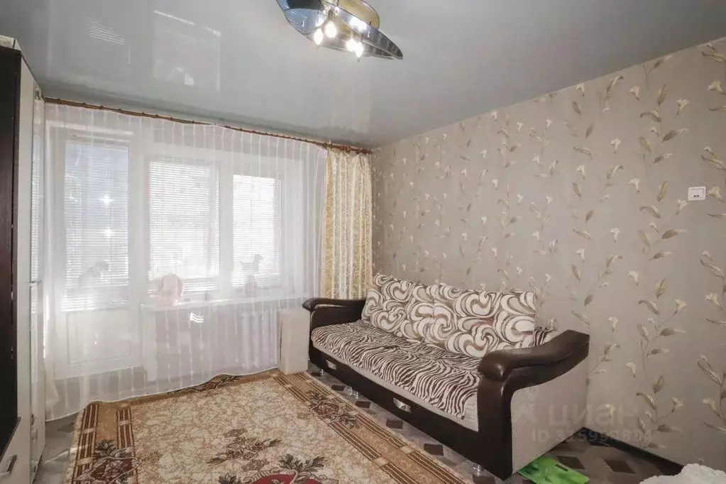 2-к кв. Иркутская область, Иркутск Зеленый мкр, 26 (46.2 м) - Фото 0