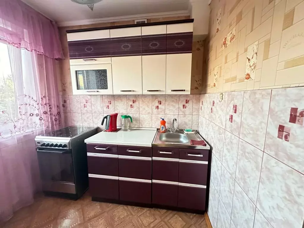 2-к кв. Кемеровская область, Новокузнецк просп. Дружбы, 51 (48.0 м) - Фото 1