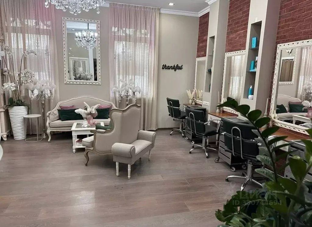 Помещение свободного назначения в Москва ул. Заморенова, 41 (63 м) - Фото 1