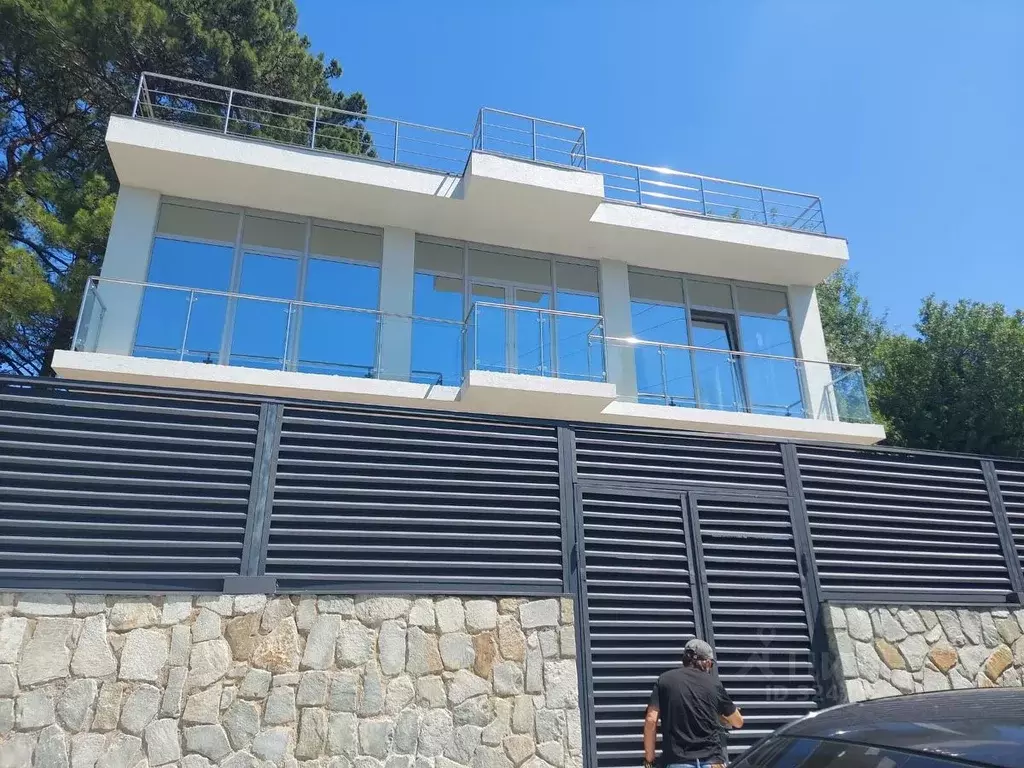 Дом в Крым, Ялта муниципальный округ, Восход пгт ул. Авроры, 2 (230 м) - Фото 1