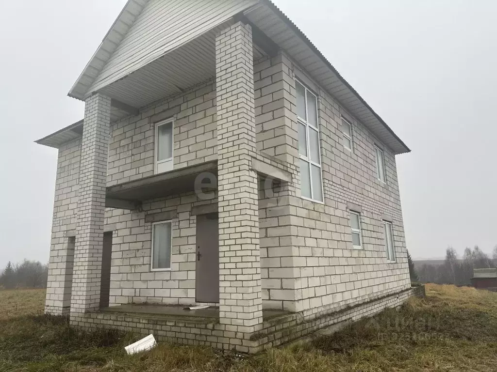 Дом в Брянская область, Выгоничское городское поселение, д. Клинок ул. ... - Фото 1