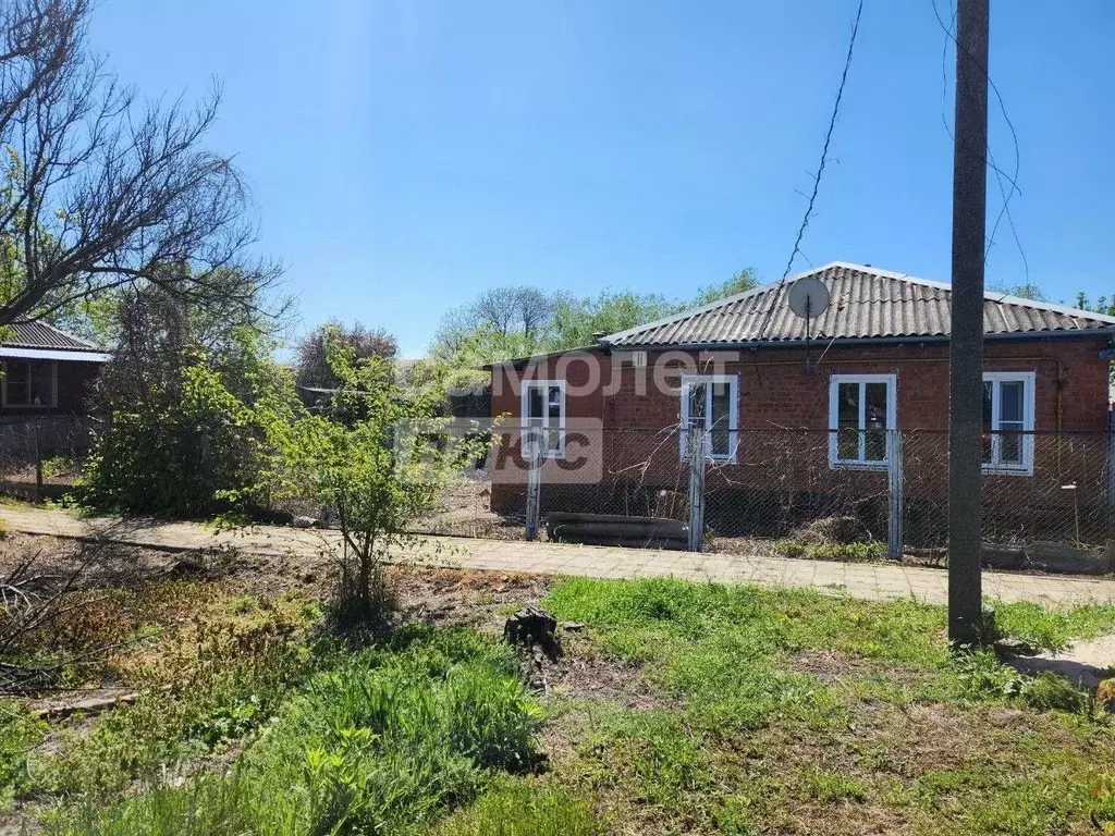 Дом в Краснодарский край, Брюховецкий район, Брюховецкая ст-ца ... - Фото 1