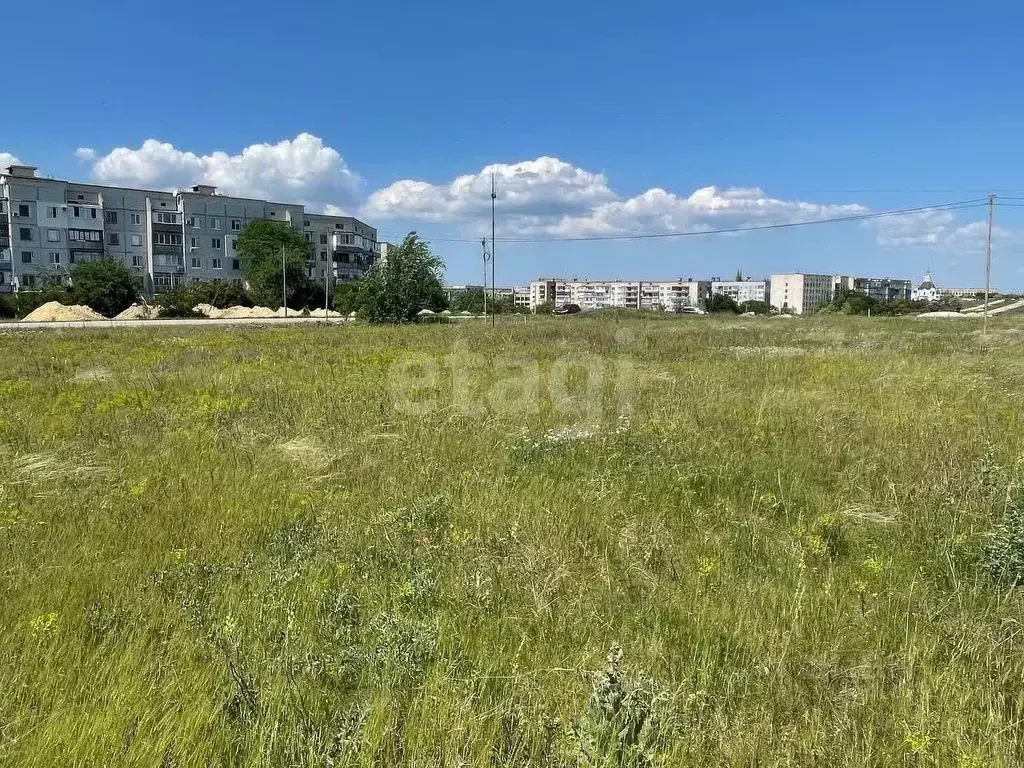 Участок в Крым, Евпатория городской округ, Новоозерное пгт ул. ... - Фото 1
