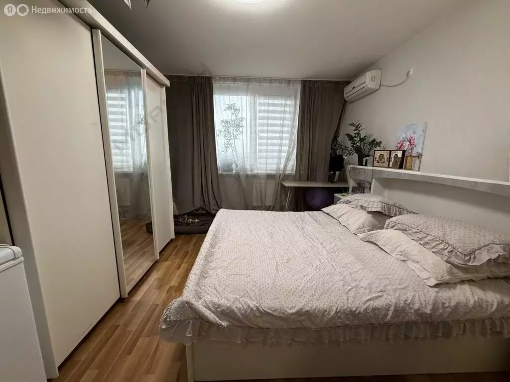 2-комнатная квартира: Краснодар, улица имени Калинина, 350/4 (56.1 м) - Фото 1