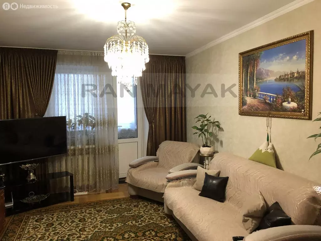 4-комнатная квартира: Майкоп, улица Патриса Лумумбы, 111 (68.3 м) - Фото 0