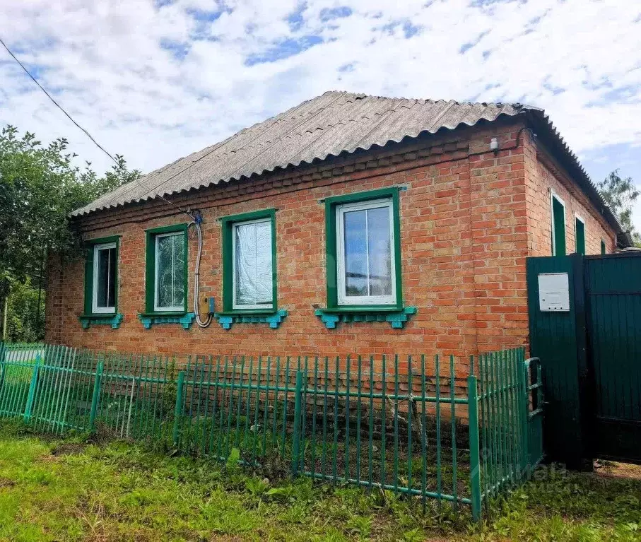 Дом в Белгородская область, Валуйки ул. Володарского, 94 (68 м) - Фото 1