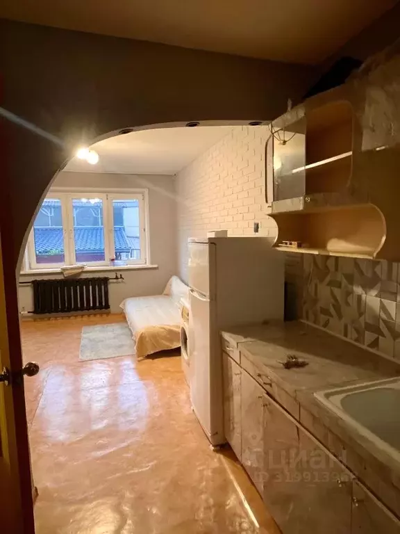 Студия Красноярский край, Красноярск ул. 60 лет Октября, 110 (18.0 м) - Фото 1
