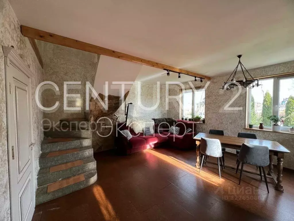 Дом в Калининградская область, Гурьевский муниципальный округ, пос. ... - Фото 1