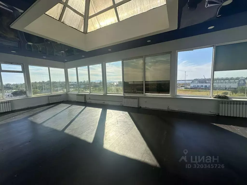 Офис в Хабаровский край, Хабаровск ул. Морозова Павла Леонтьевича, 86 ... - Фото 2