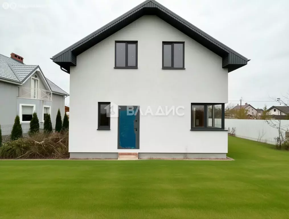 Дом в Шоссейное, Алмазная улица (120 м) - Фото 1