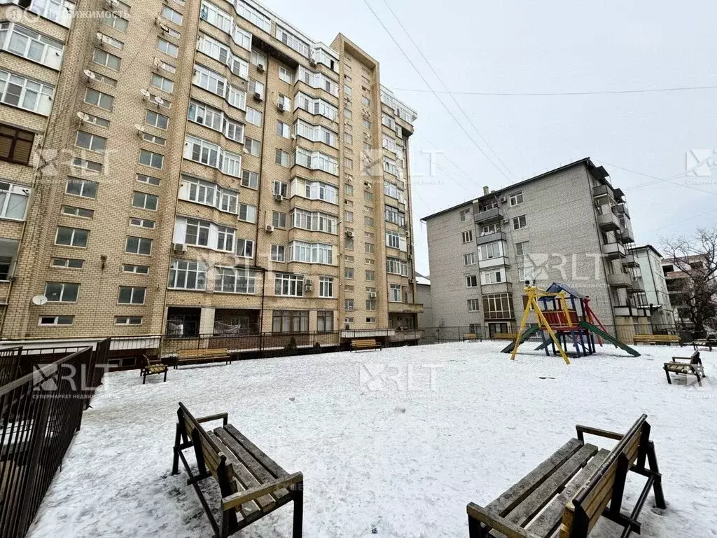 2-комнатная квартира: Махачкала, улица Юсупа Акаева, 27А (75 м) - Фото 0
