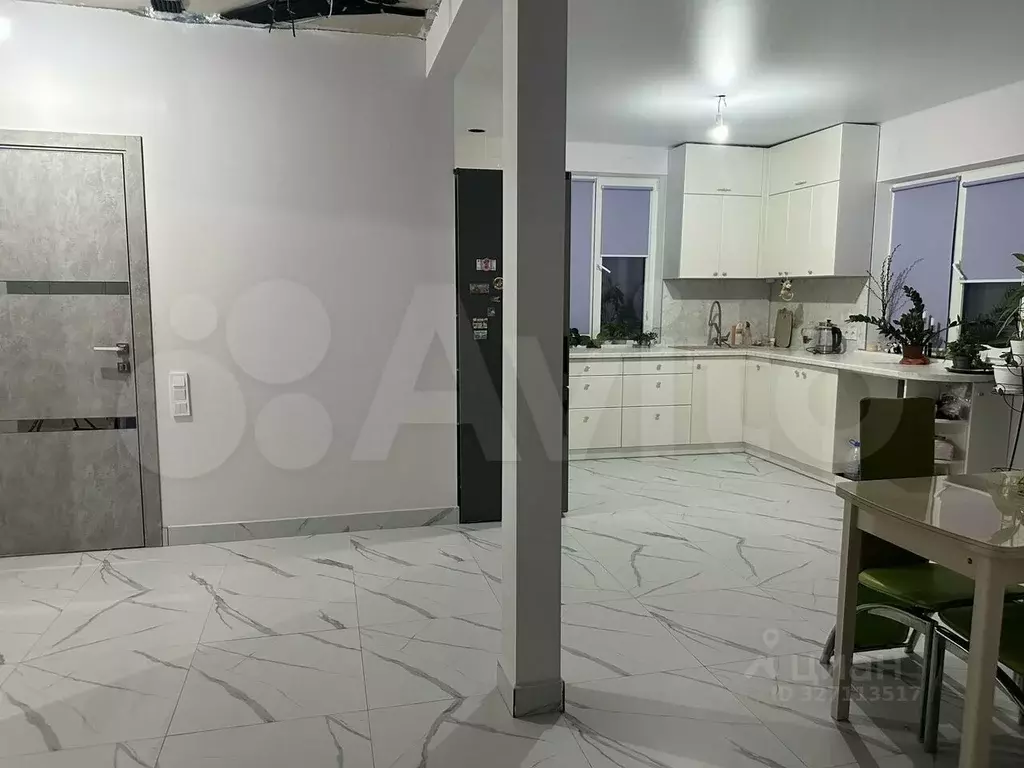 Дом в Крым, Сакский район, с. Уютное ул. Лесная (81 м) - Фото 1