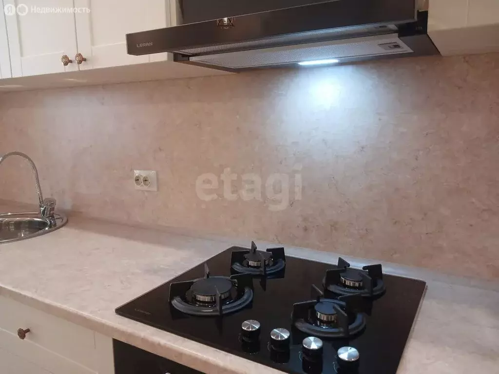 2-комнатная квартира: Ессентуки, Никольская улица, 27к6А (57.9 м) - Фото 1
