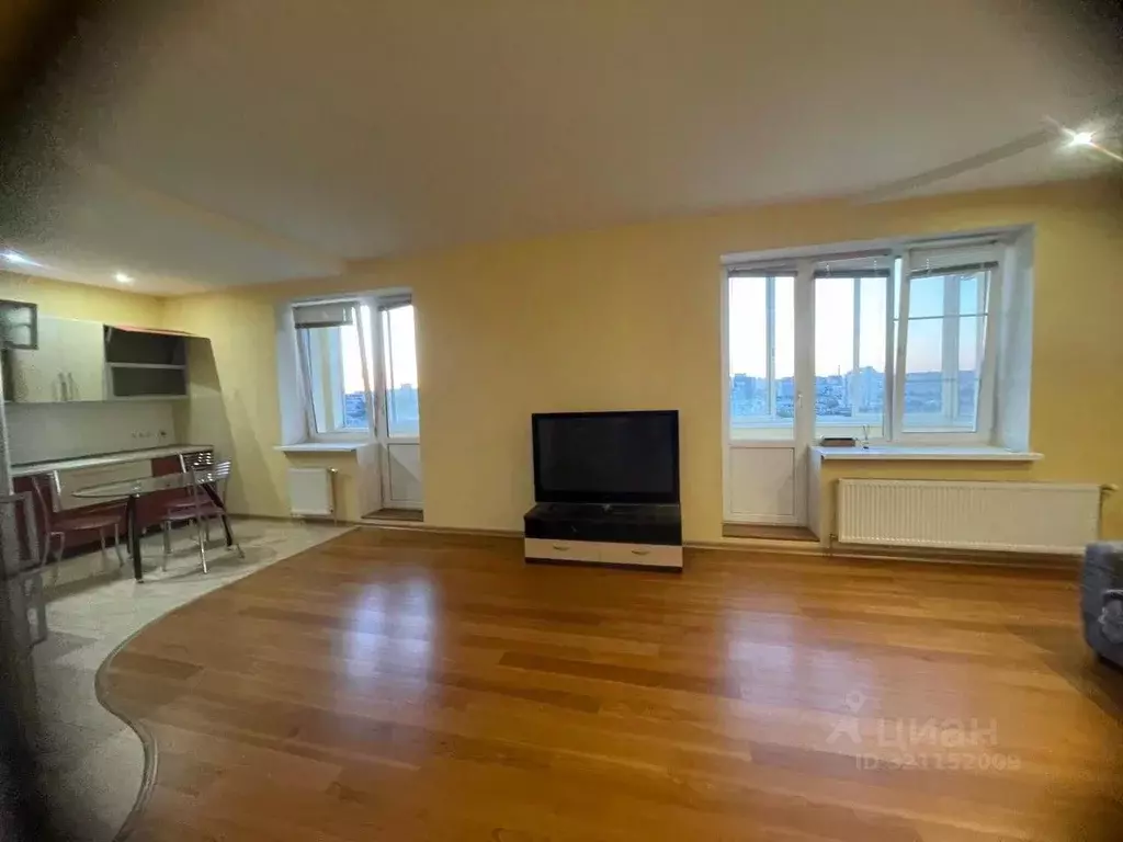 3-к кв. Волгоградская область, Волгоград ул. Им. Циолковского, 29 ... - Фото 1