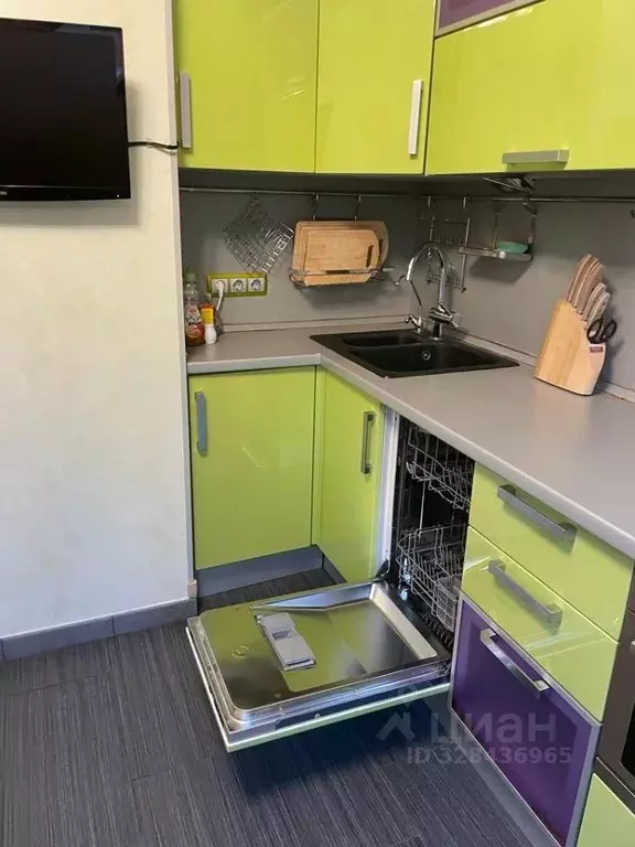 3-к кв. Москва ул. Раменки, 12 (76.0 м) - Фото 2