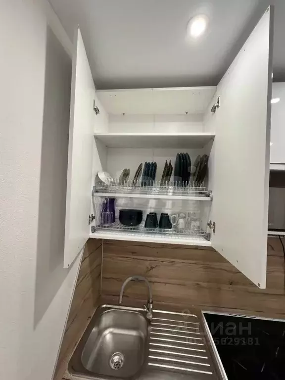 1-к кв. Тюменская область, Тюмень ул. Павла Шарова, 5 (37.0 м) - Фото 2