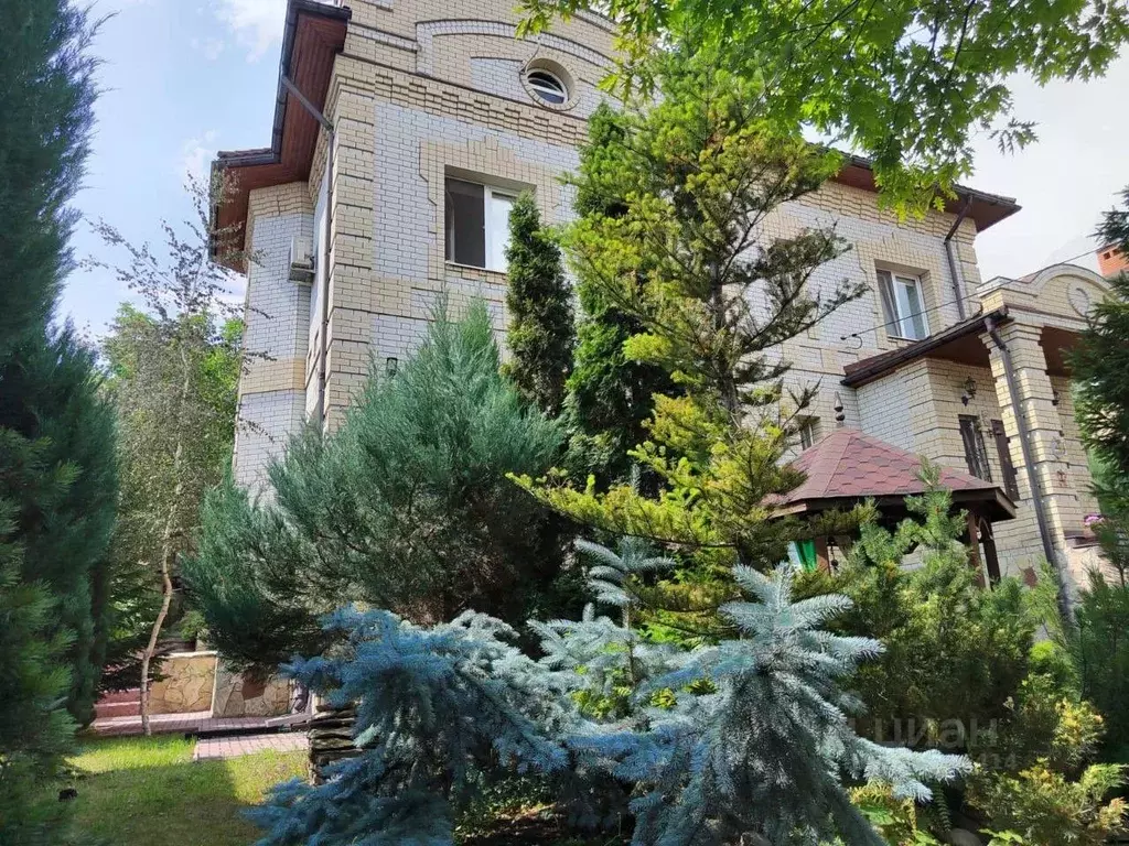 Коттедж в Саратовская область, Саратов ул. Светлая, 19 (341 м) - Фото 2