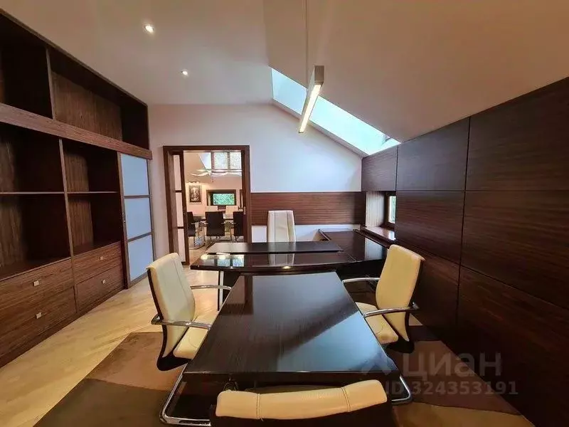 Помещение свободного назначения в Москва Гончарная ул., 12С8 (717 м) - Фото 1